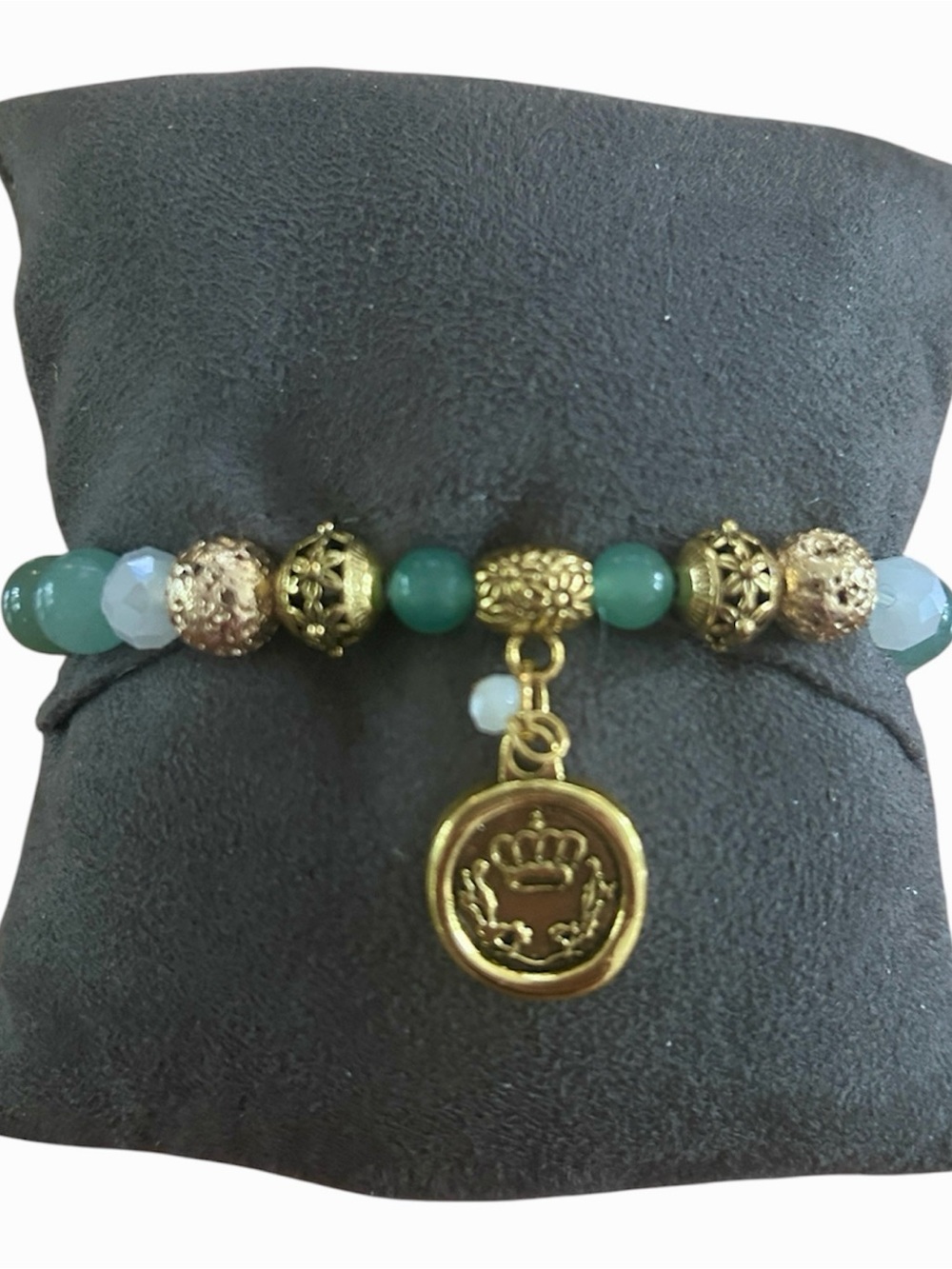 Wealth Gold and Green Beaded Bracelet with Charm NEW